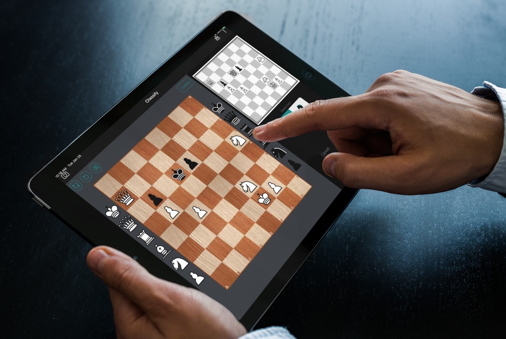 Chess Puzzles from the best games of 2020, pg.7