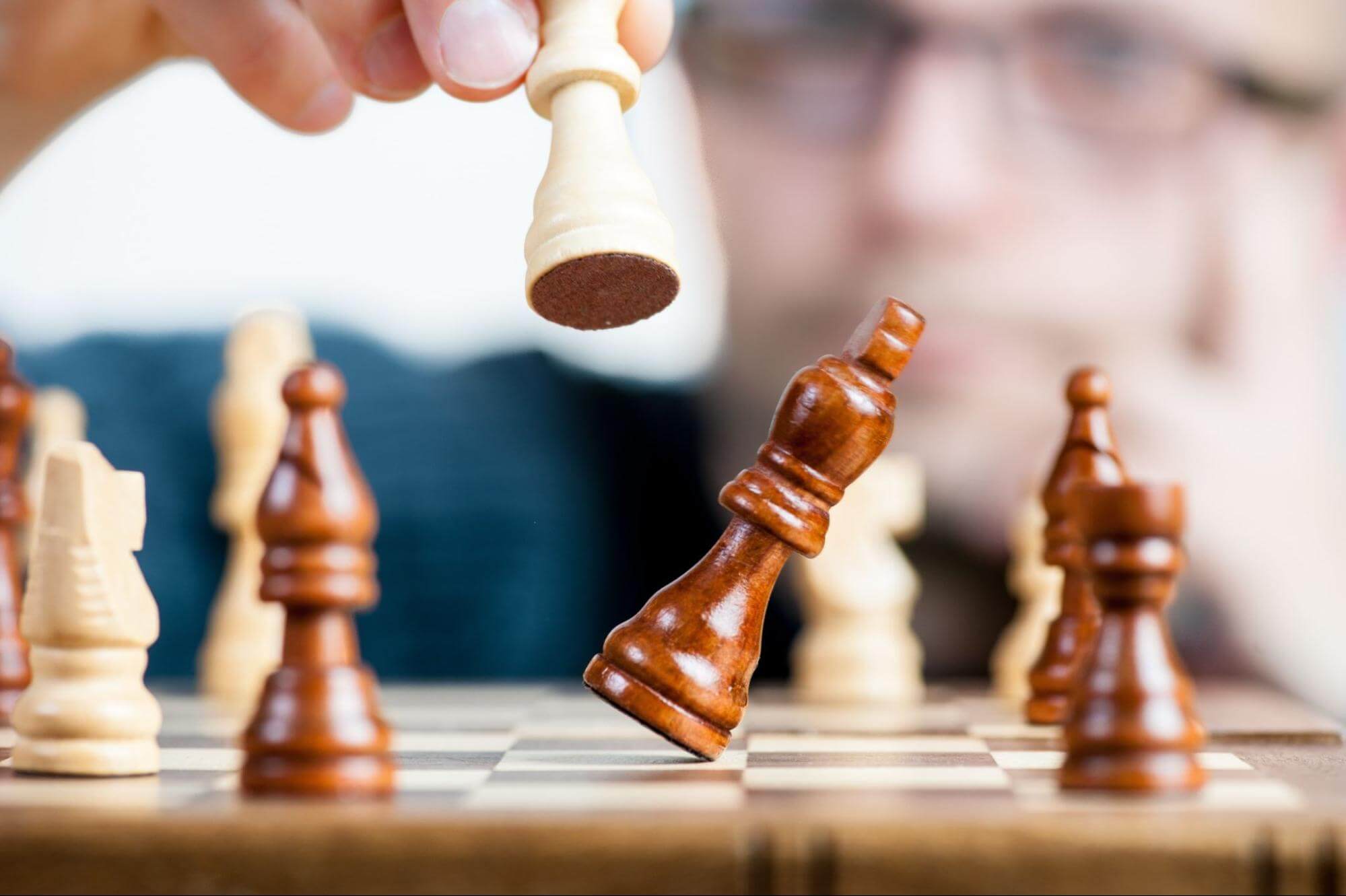 Smarter Chess Analysis: Your Own Chess Explainer