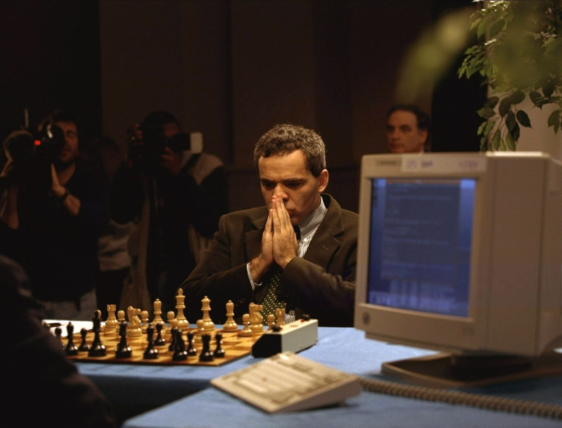 Chess-Network's Blog • Kasparov is too deep for Stockfish •